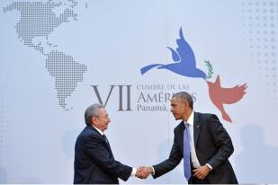 Castro - Obama Bertemu Sepakati Normalisasi Hubungan