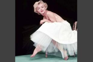 Foto Langka Marilyn Monroe Dipamerkan di Polandia
