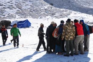 Tim Gabungan di Nepal Mencari 3 WNI Melalui Jalur Udara
