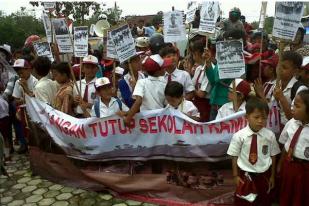 Anak-anak Mesuji Lampung Demo Desak Layanan Pendidikan