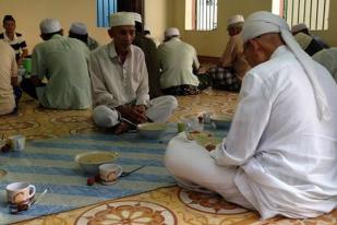 Muslim Vietnam Ambil Cuti Ramadan untuk Jalin Silaturahmi