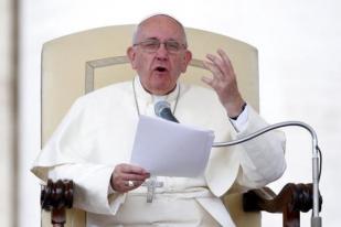Kongres AS Imbau Anggotanya Tidak Bersalaman dengan Paus 