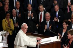 Paus Fransiskus Ajak AS Rangkul Imigran Amerika Latin