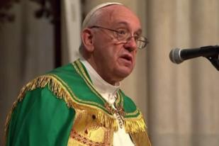 Paus Berdoa untuk Korban Tragedi Mina