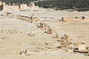 Serangan Udara Pasukan Suriah Rusak Situs Palmyra