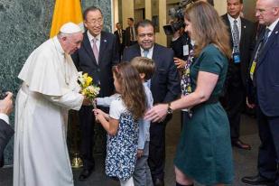 Paus: Perlu Aksi Global Atasi Kemiskinan dan Masalah Lingkungan