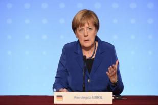 Merkel: Upaya Militer Tidak Cukup Atasi Perang Suriah