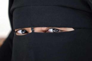 Mesir Larang Perempuan Kenakan Niqab Saat Memilih