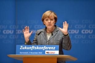 Merkel Redam Kemarahan Kaum Kristen Konservatif Terkait Pengungsi