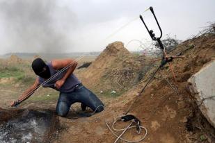 Tentara Israel Tembak Warga Palestina di Jalur Gaza
