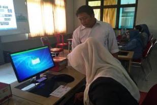 Uji Kompetensi Guru di Surabaya, Tanpa Kendala Berarti 