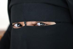 Inggris: Memakai Jilbab Niqab Ganggu Proses Belajar-Mengajar