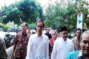 Jokowi: Kaki Lima Night Market Masih Banyak yang Perlu Diperbaiki