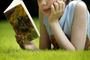Hari Buku Anak Internasional: Ambilah Buku dan Bacalah