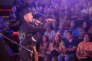 Saung Angklung Udjo Gandeng Rieka Roslan dalam Musik Sunda