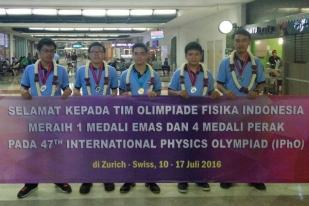 Indonesia Raih Medali Emas dalam Olimpiade Fisika Dunia