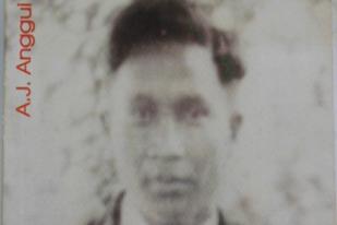 Resensi Buku: Pendeta Mati Syahid Pertama dari Toraja