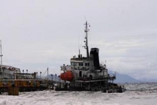 Pertamina: Tumpahan Minyak Kecelakaan Kapal Tanker di Ternate Sudah Dilokalisir