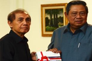 BPK Serahkan Hasil Pemeriksaan Semester I/2013 Kepada Presiden SBY