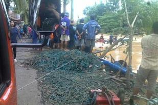 70 Perahu Nelayan Rusak Terseret Banjir di Pati