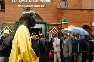 Warga Muslim Inggris Menentang Ekstremisme