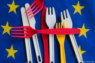Uni Eropa Putuskan Larangan Peralatan Plastik Sekali Pakai