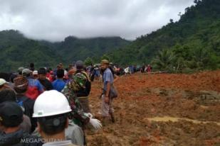 BNPB: Tim SAR Terus Cari 41 Korban Longsor Sukabumi
