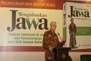 M. C. Ricklefs: Islamisasi Jawa, Warisan Soeharto