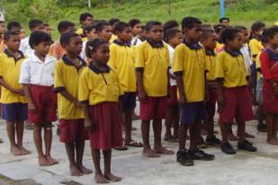 Para Guru SMKN Serui Papua Mogok Mengajar