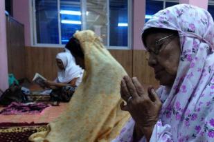Ramadan Di Myanmar, Perempuan Tak Bebas Salat di Masjid