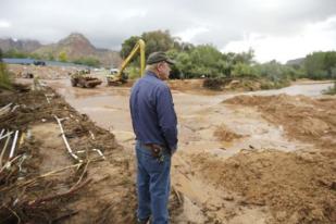15 Orang Meninggal dalam Banjir Bandang di AS