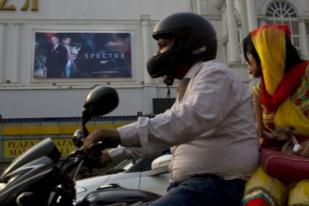 Dianggap Tidak Pantas, India Sensor Film James Bond Spectre
