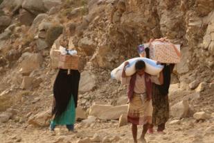 1.000 Warga Yaman di Taiz Terima Bantuan Kemanusiaan