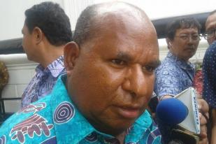Gubernur Menegaskan Tak Ada Rakyat yang Minta Papua Merdeka