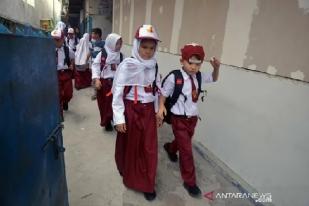 Anak-anak Pencari Suaka Bersekolah di SD Negeri Pekanbaru