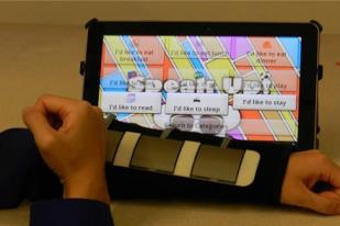 Perusahaan AS Membuat Alat Bantu Penyandang Cacat untuk Akses Tablet