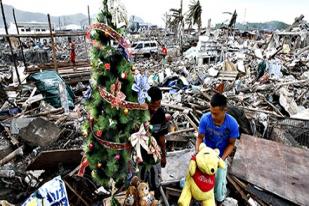 Korban Topan Haiyan Filipina Rayakan Natal dalam Kesedihan