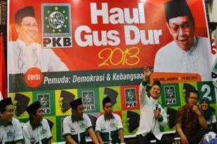 Panitia Haul Gus Dur Sambut Kedatangan Presiden