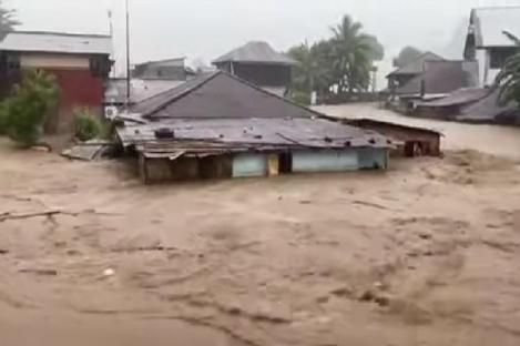 10.000 Warga Terdampak Banjir dan Tanah Longsor di Manado, Lima Meninggal