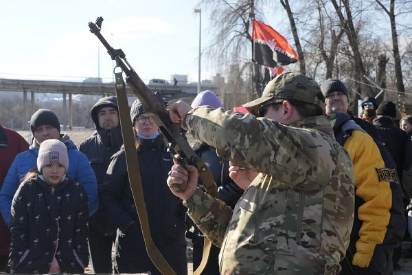 AS: Rusia Tempatkan 130.000 Pasukan di Perbatasan dengan Ukraina