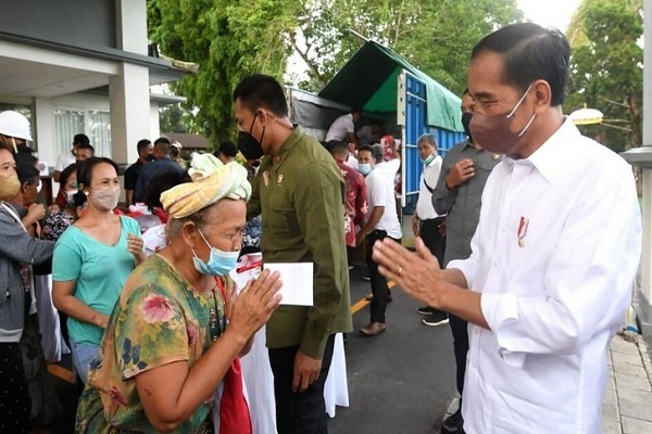 Jokowi dan Keluarga Liburan Lebaran di Bali