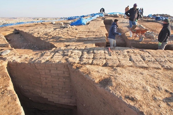 Akibat Kekeringan di Waduk Mosul, Irak, Muncul Kota Kuno Berusia 3.400 Tahun