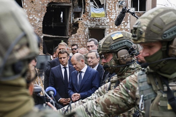 Empat Pemimpin Eropa Menyaksikan Kebrutalan Invasi Rusia