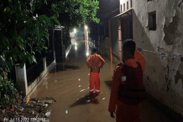 Banjir di Depok dan Bogor Akibat Hujan dan Luapan Sungai