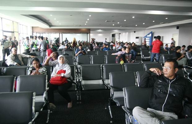 Penerbangan Komersial di Bandara Halim Perdanakusuma Mundur dari Jadwal