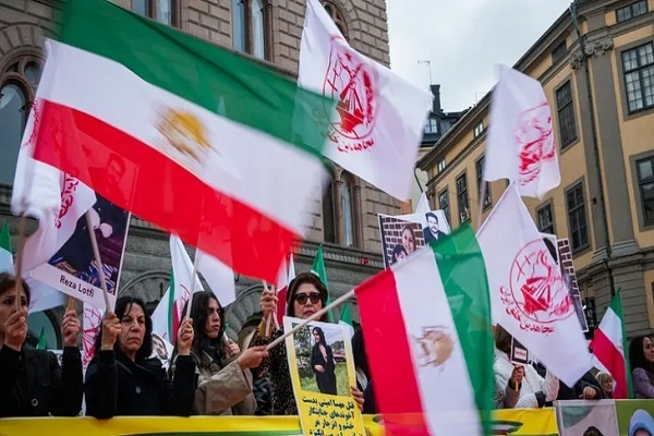 Protes Anti Rezim Iran Digelar di Paris dan Beberapa Kota Eropa 