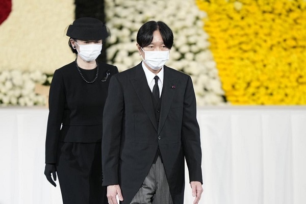 Shinzo Abe Dihormati dengan Pemakaman Kenegaraan, Ada Juga Yang Protes