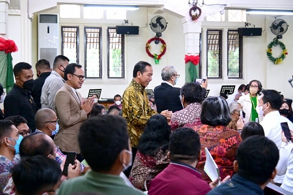 Di Hari Natal, Jokowi Kunjungi Sejumlah Gereja di Bogor