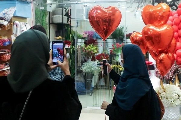 Warga Arab Saudi Makin Terbuka Merayakan Hari Valentine 