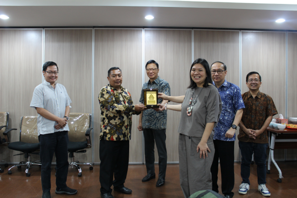 Pertemuan  Badan Pekerja Majelis Sinode Wilayah (BPMSW) GKI SW Jabar dengan Majelis Agung Gereja Kristen  Jawi Wetan (GKJW) 